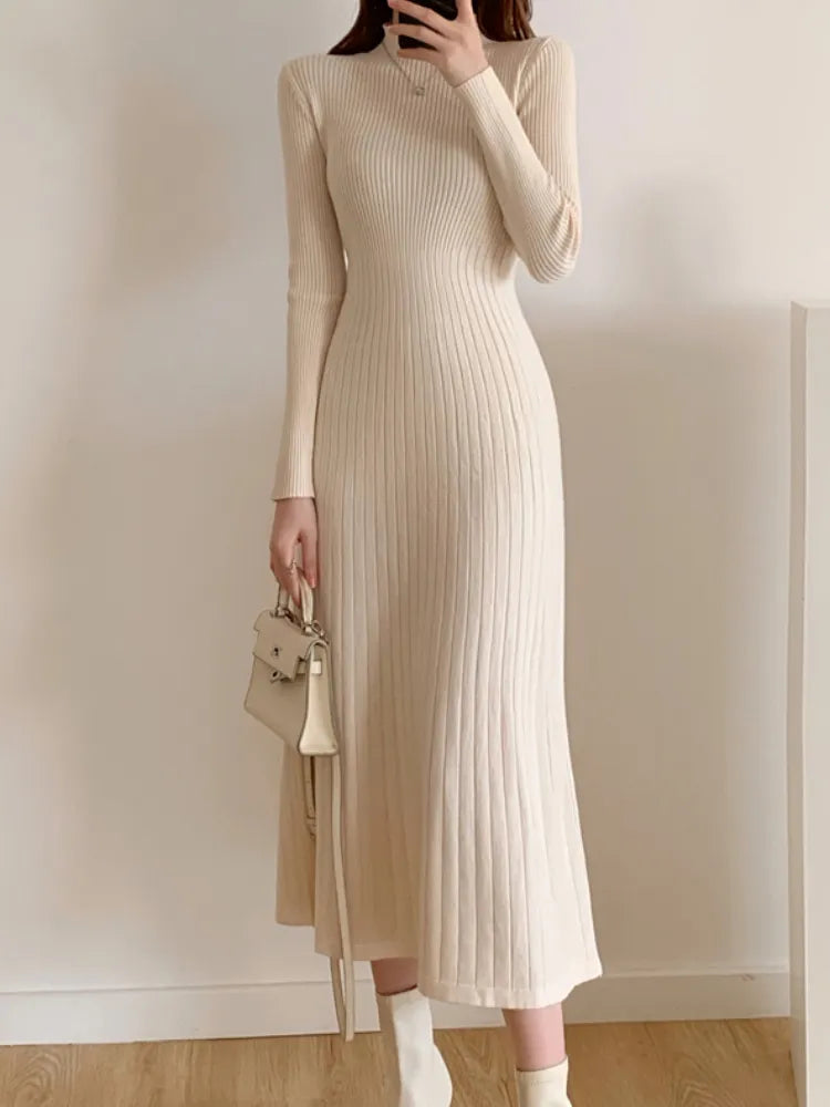 LONG SLEEVE KNITTED DRESS