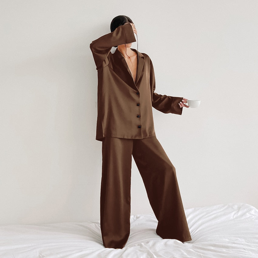 OVERSIZED SILK SUIT