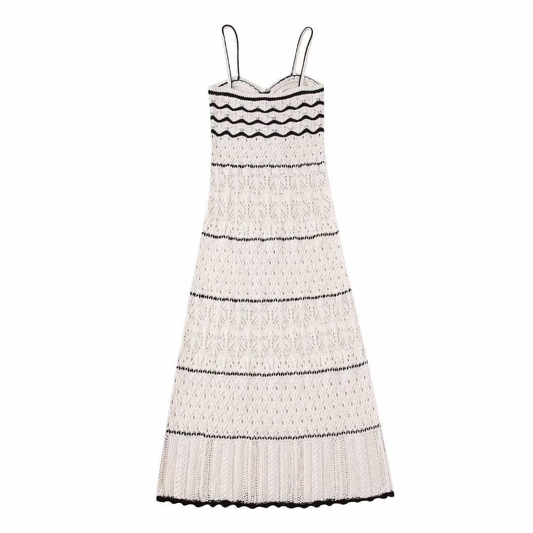 ELEGANT KNITTED, CURTAIN DRESS.